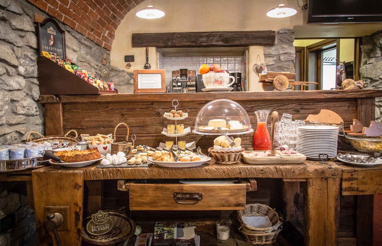 Lo Teisson Bed & Breakfast Pollein Eksteriør bilde