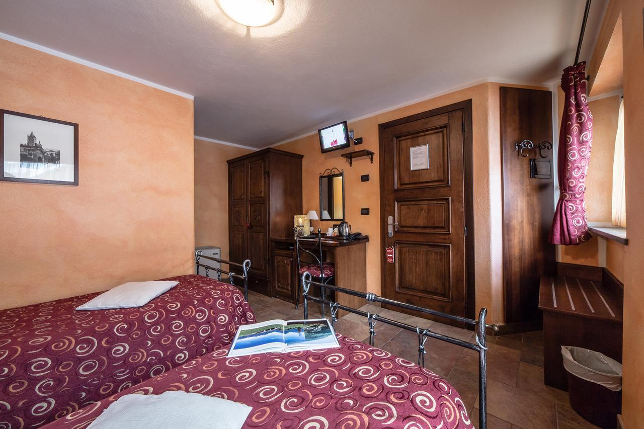Lo Teisson Bed & Breakfast Pollein Eksteriør bilde